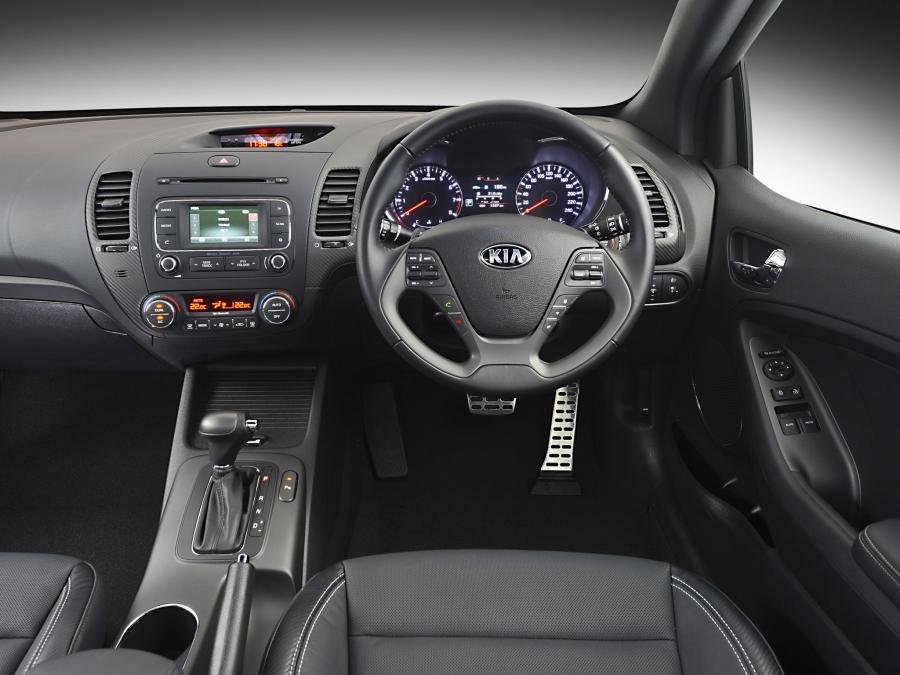  Kia Cerato Koup 2014 года  (ZA) (фото 28 из 30)